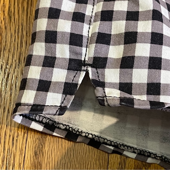 Express Black & White Gingham Check Stretch High Rise Shortie - Picture 7 of 11